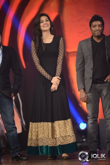 1-Nenokkadine-Movie-Audio-Release